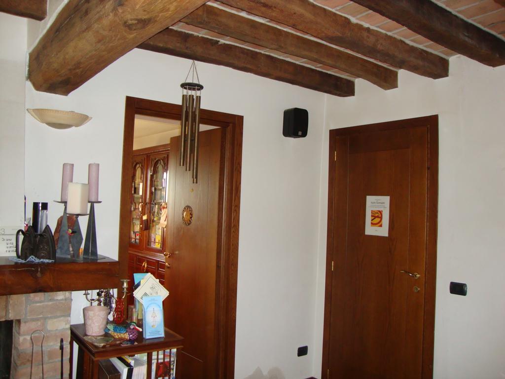 Casa Dell' Abbondanza B&B Agriturismo Vigoleno Eksteriør bilde